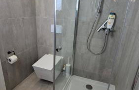 Towarowa 39 New York Apartment, free parking, air-conditioning, self check-in 24h - Photo 42