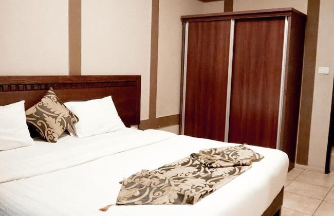 Alfawanees Hotel Apartments - Photo 10