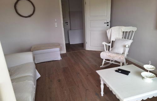 Wohnen am Waldrand, zentral und ruhig mit Terasse - Foto 8