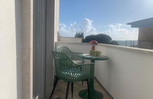 Dove il tramonto incontra il mare, attico panoramico a due passi dalla spiaggia - Foto 17