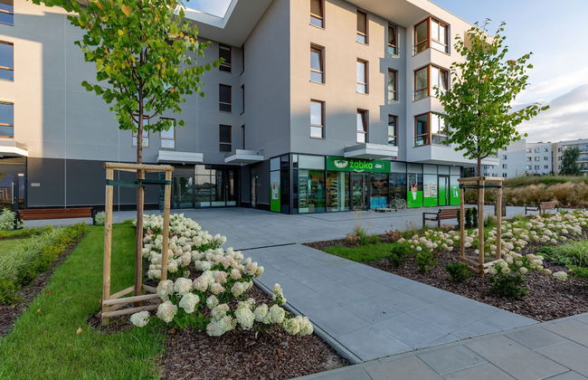 Warsaw Apartment Szajnowicza by Renters - Photo 47