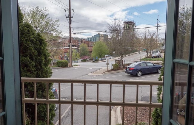 The Easy Spot Downtown Free Parking Elevator - Foto 24