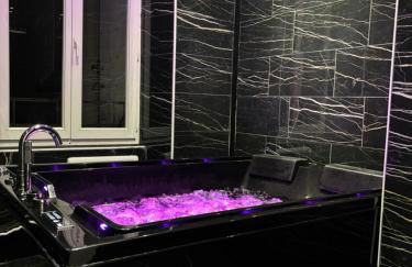 Love rom, jacuzzi - Photo 10