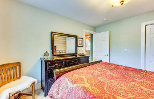 Secluded Log Cabin with Game Room and Forest Views - Foto 24