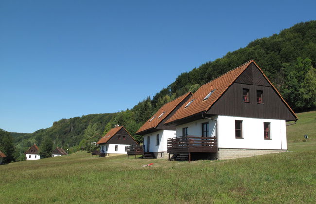 3 bedroom House in Stárkov with swimming pool and garden - Photo 32