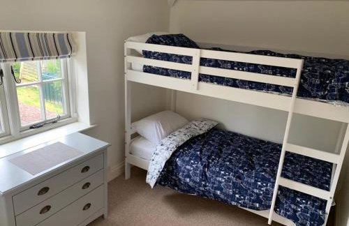 Spacious Red Brick Cottage with enclosed garden - Foto 7