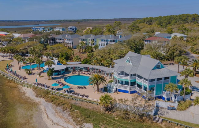 5 Bed Sleeps 12 With Water Views - Photo 61