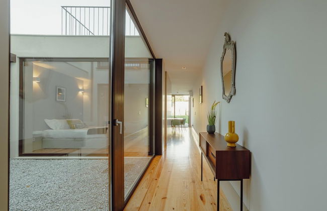 Legacy Oporto Premium Apartment B by Vacationy - Photo 8