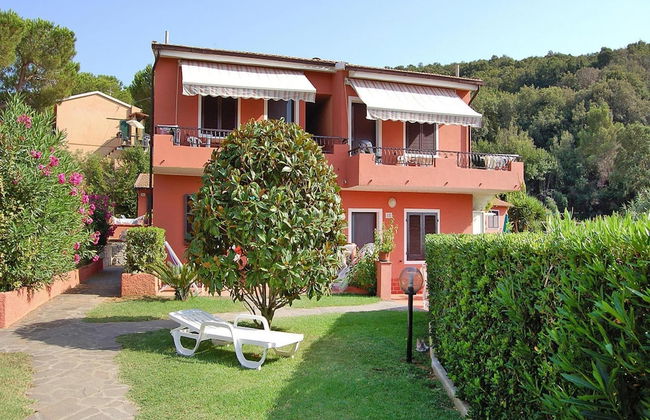 Apartment in Capoliveri Near Sandy Beaches - Foto 25