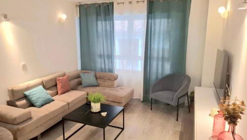 Moderno apartamento con garaje privado en el centro de Vigo - Foto 3