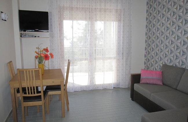 Amazing Apartment With Seaview Terrace - Photo 4