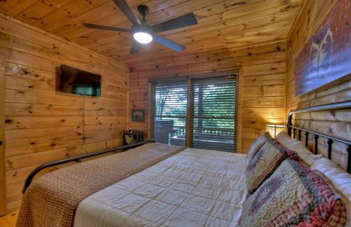 Bearfoot Ridge Wood-burning fireplace cozy hot tub serene views - Foto 34