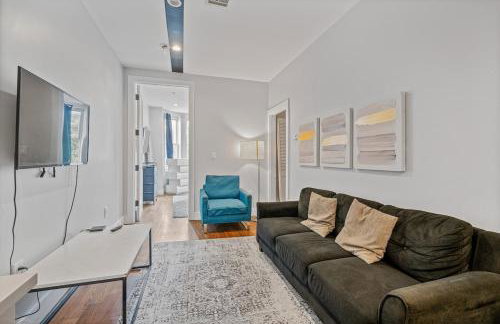 2 Queen Beds, TV's in Bedroom, Path to Manhattan - Foto 11