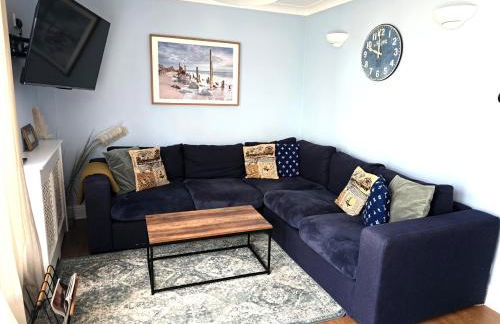 28 ExcellentStays - Heathrow - 5 Bedroom House - Foto 2