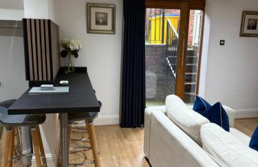 2 Bedroom City Centre Georgian Quarter Apartment - Foto 6