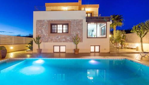 Villa near ibiza Town Sleeps 14 - Foto 2, Other