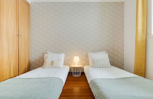 Alfa I in Machico With 2 Bedrooms and 2 Bathrooms - Foto 3