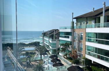 Praia do Santinho, de frente para mar - Foto 1