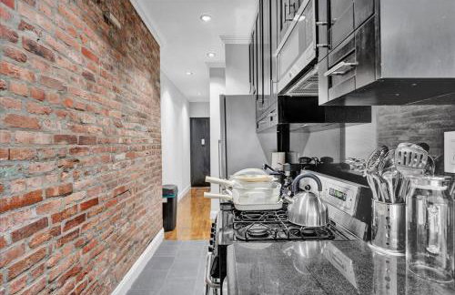 Gramercy Apartment - 3BR 2BA Modern Central - Foto 15