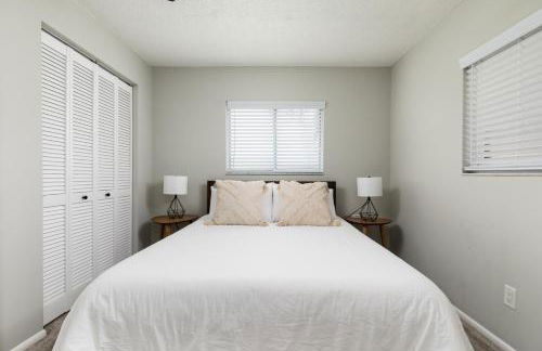 Palm House~Heated Pool~8 min to Beach - Foto 19