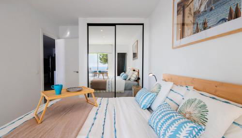 Seaside Spa Luxury Flat - Jacuzzi - Sauna - Sea view - Foto 4, wardrobe