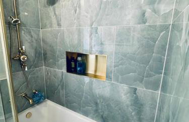 A Penthouse by Tower Bridge - Photo 12