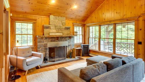 Secluded Elka Park Cabin Hot Tub and Fire Pit! - Foto 3