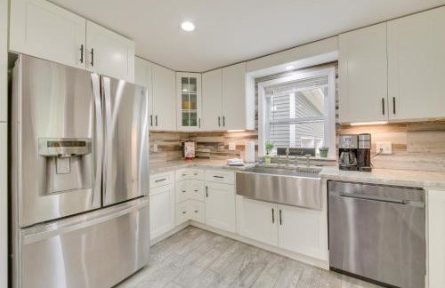 Searsport Paradise with Private Pool and Patio! - Foto 9