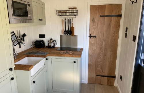 Peaceful Shepherd’s Hut in beautiful countryside. - Foto 10