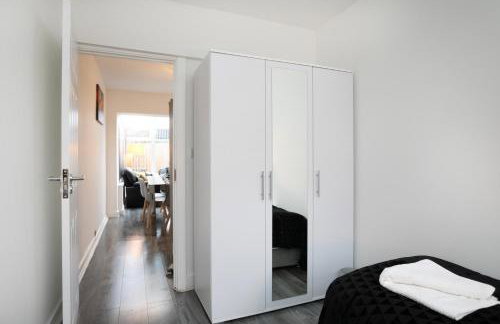 Nottingham Top Serviced Home - Chayil Experts - Foto 67
