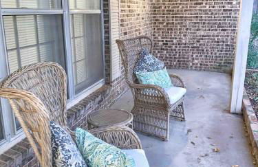 Decatur Chic Family Home with Pool Table - Photo 30