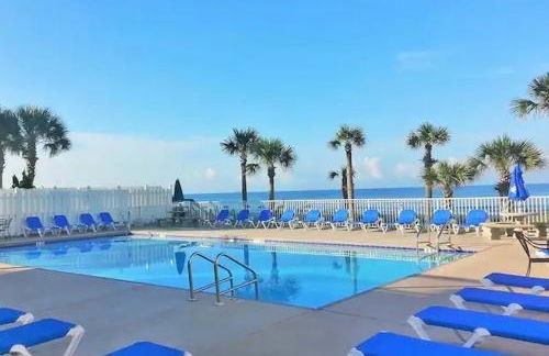 Desirable Pet Friendly Resort, 3 minute walk to the Beach, Beachside Pool & Restaurant Message for Snow Bird Rates - Photo 1