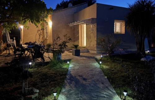 VILLA tous conforts avec Piscine privée et accès Plage - Foto 8