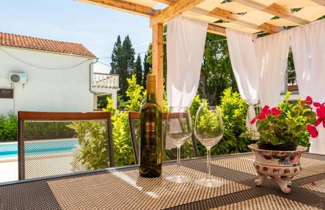 Apartment Varos with shared pool - Foto 15