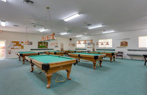 Pool Access, Walk to Beach! Cozy Jensen Beach Home - Photo 29