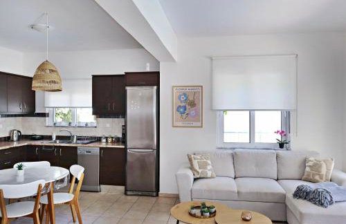 Villa Lawton - Magnificent sea & mountain views! - Photo 7