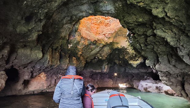 Tour privado en barco: Grutas y cuevas de Ponta da Piedade en Lagos - Foto 2