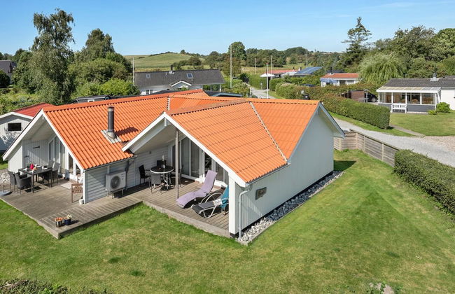 2 bedroom House in Broager with terrace - Photo 8