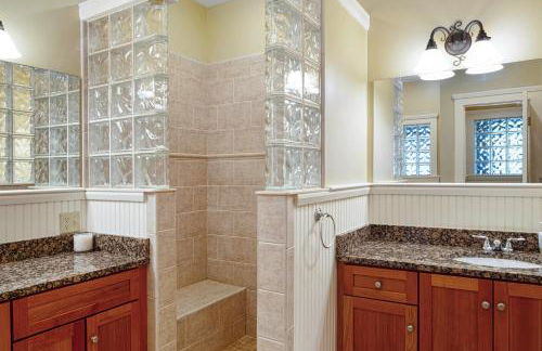 Castle Hill Condo - Foto 16