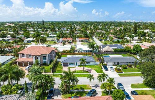 Amazing Home w Heated Pool 8 mins to the Beach - Foto 44