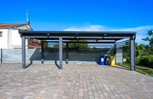 Villa Beauty with heated pool and jacuzzi - Photo 15