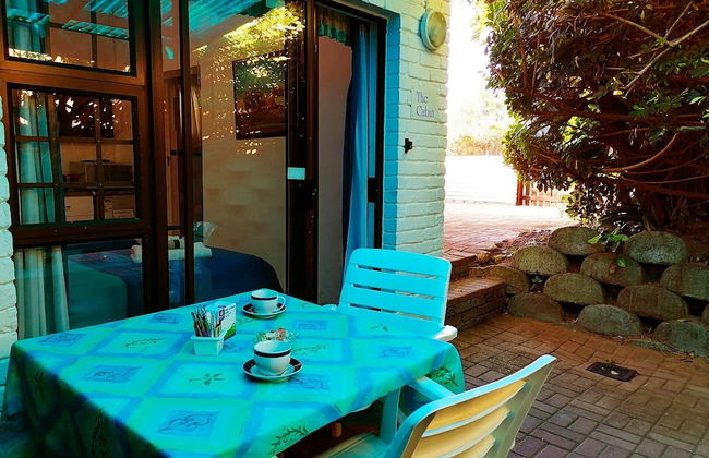 Boathouse Bed and Biscuit - Cabin - Photo 9