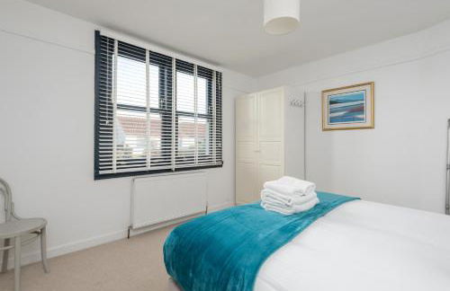 Sunset Retreat - Photo 20