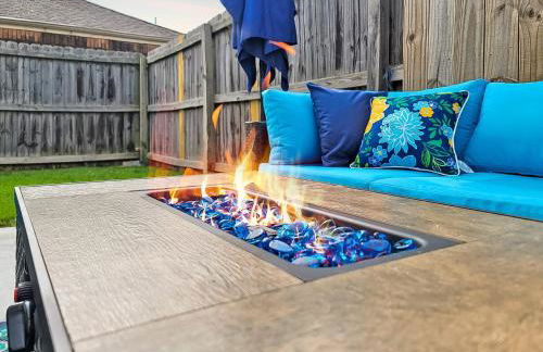 The Stay at Steuben Hot Tub 2 houses 6 BR - Photo 2