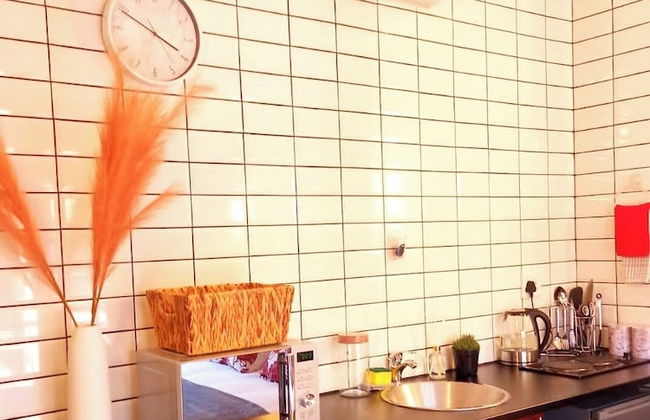 Best Overnight With Free Wifi Modern and Private - Photo 4