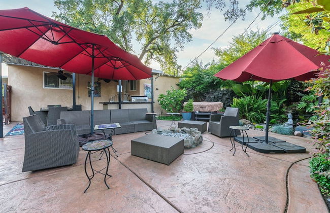 Large Groups Sequoia Park, CA Coast Wineries, Skiing. Enjoy Fire Pit, Hot Tub, Outdoor Kitchen - Foto 21