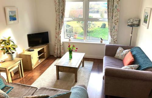 Cosy Karibu cottage with stunning canal views - Foto 25