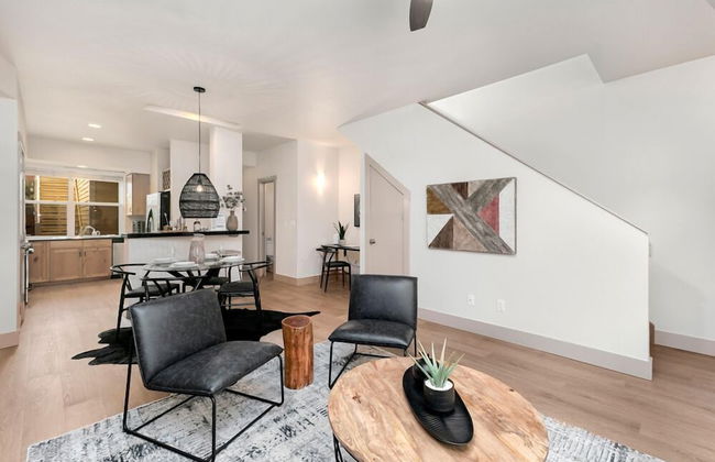 Hip Old Town North Gem! Near Breweries and River! - Foto 14