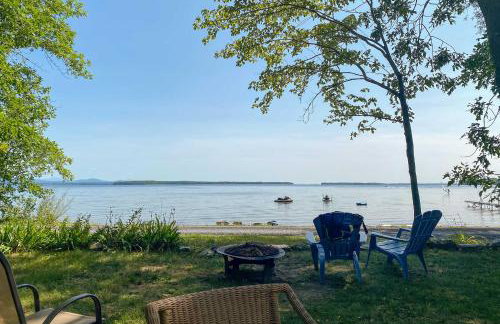 Cozy Lake Champlain Cottage with Private Beach! - Foto 3