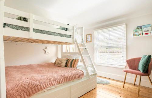 Country Cottage with Steam Railway Views - Foto 39